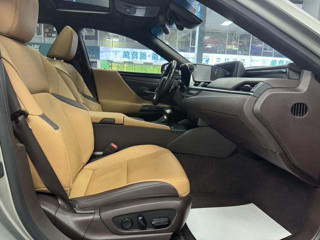 Lexus ES 2020 200 Excellence China VI – фото 8