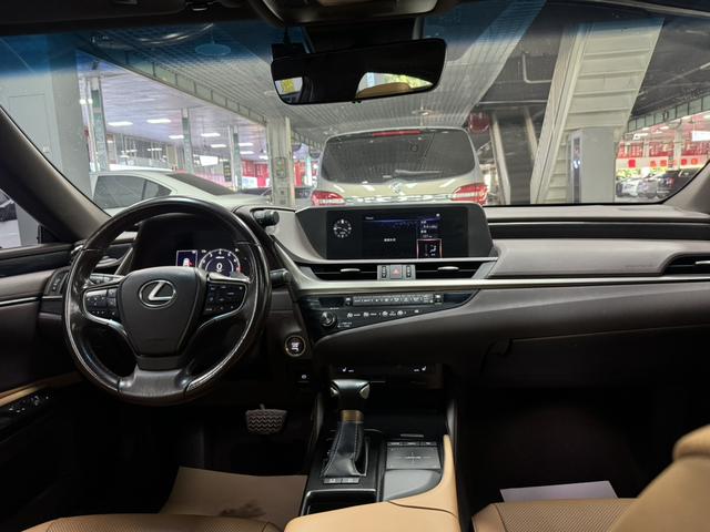 Lexus ES 2020 200 Excellence China VI – фото 20