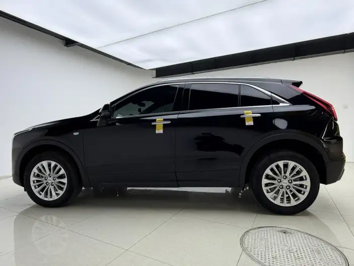 Cadillac XT4 2024 Model 25T 2WD Fashion Model – фото 4