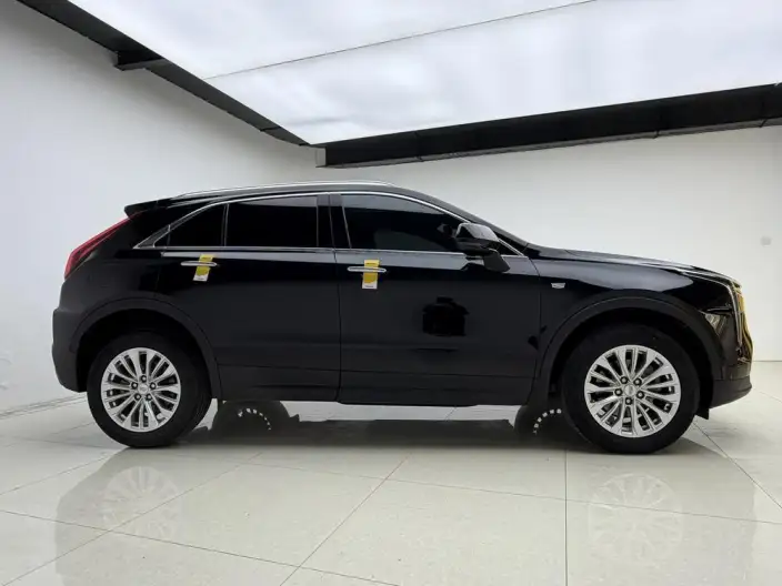 Cadillac XT4 2024 Model 25T 2WD Fashion Model – фото 8