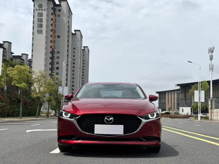 Mazda3 Axela 2021 Model 2.0L Automatic Zhi Shine Edition – фото 2