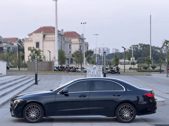 Mercedes-Benz C-Class 2023 Model C 260 L Sports Edition – фото 4
