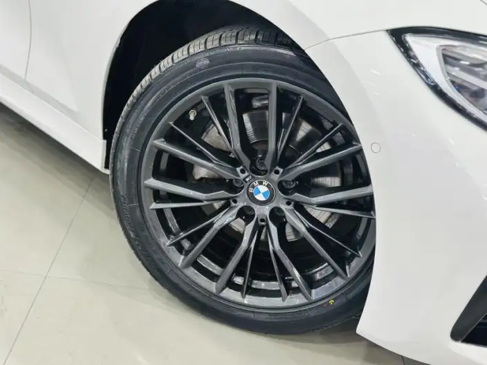 BMW 3 Series 2021 Model 325i M Sports Night Set – фото 8