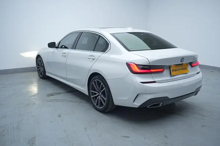 BMW 3 Series 2021 Model Facelift II 320Li M Sports Set – фото 5