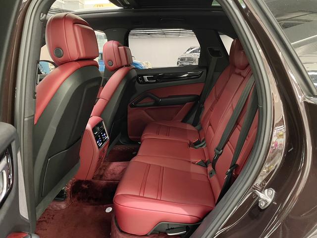 Porsche Cayenne 2019 Cayenne 3.0T – фото 13
