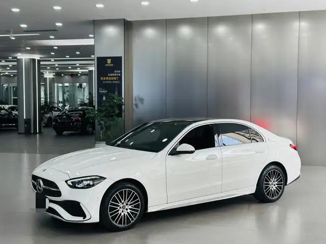 Mercedes-Benz C-Class 2025 Model C 260 L Sports Edition – фото 1