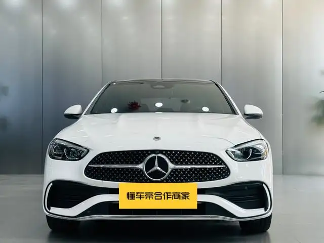 Mercedes-Benz C-Class 2025 Model C 260 L Sports Edition – фото 2