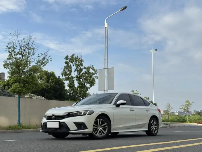 Honda Civic 2023 Model 240TURBO CVT Momentum Edition – фото 1