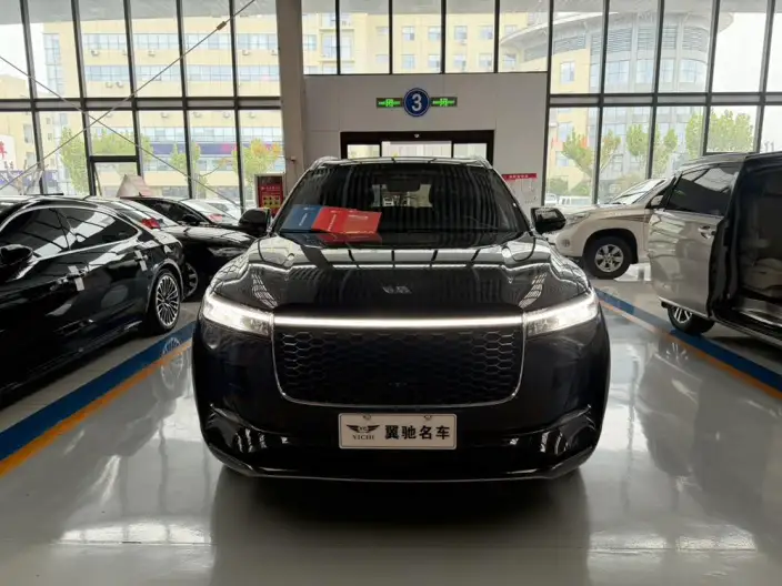 Li Auto ONE 2021 Model Extended Range 6 seat Edition – фото 2