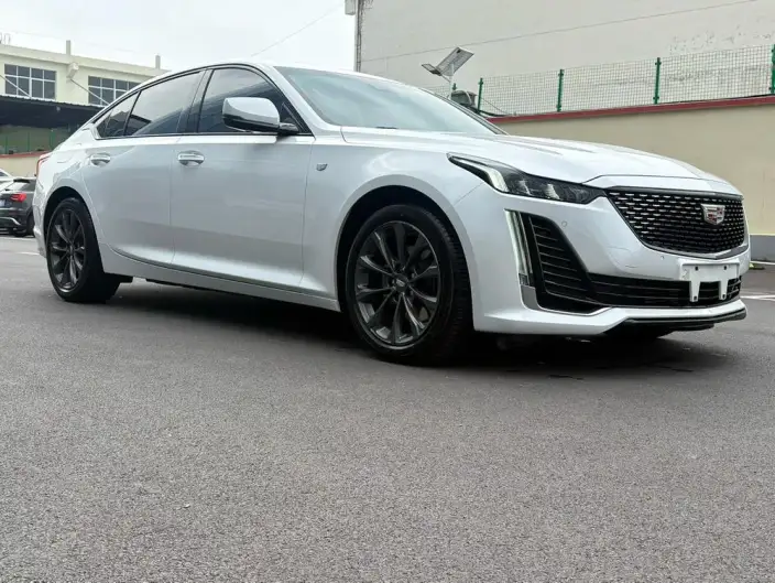 Cadillac CT5 2023 Model 28T Luxury Model Standard Edition – фото 3
