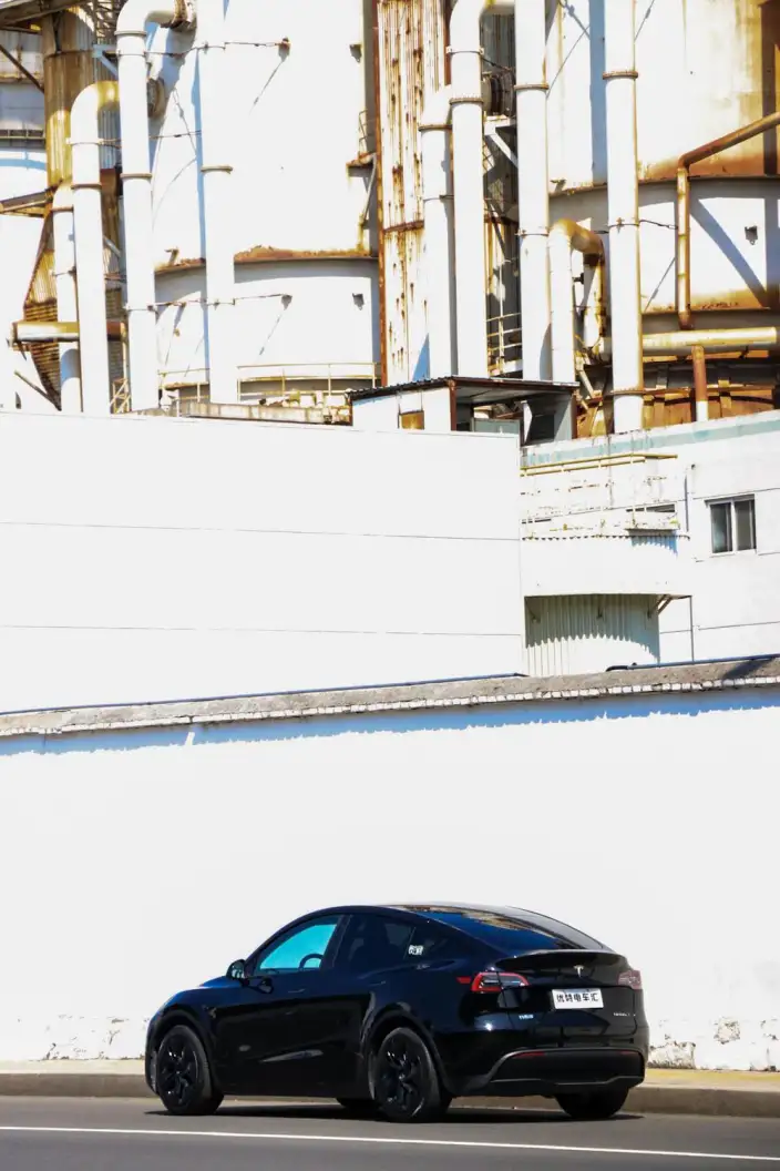 Model Y 2022 Model Rear-wheel drive version – фото 8