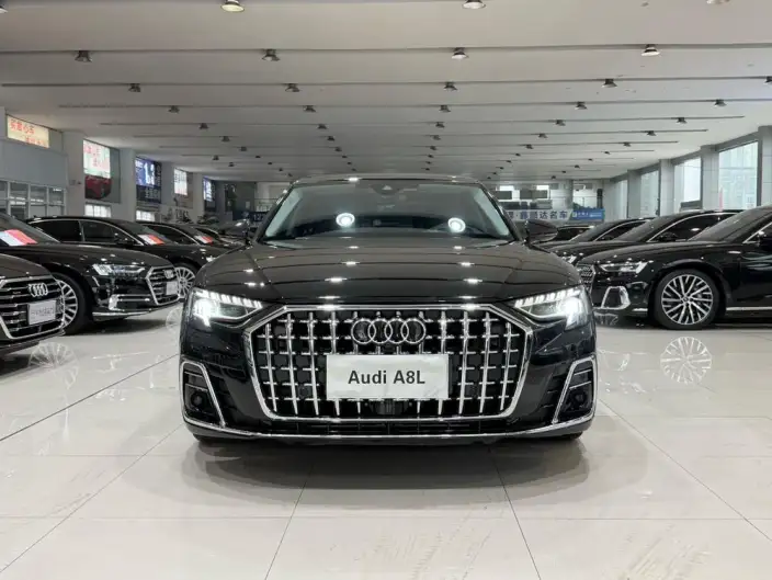 Audi A8 2023 Model A8L 55 TFSI quattro Flagship Model – фото 2