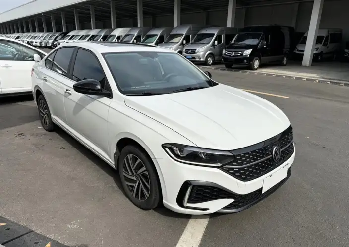 Volkswagen Lavida 2023 Model 280TSI DSG Starry Sky Manyi Edition – фото 3