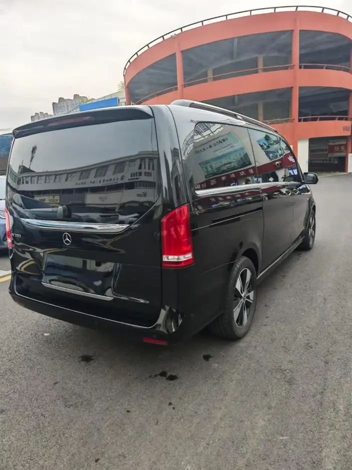 Mercedes-Benz V-Class 2021 Model V 260 Pilot Edition – фото 5