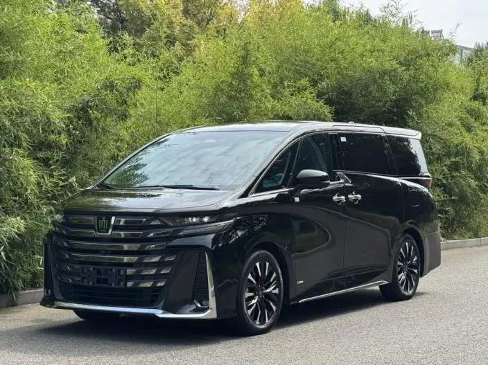 Vellfire 2023 Model Toyota Crown 2.5L Intelligent Hybrid 4WD Supreme Executive Edition – фото 1
