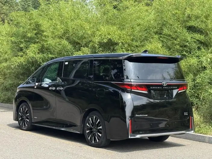 Vellfire 2023 Model Toyota Crown 2.5L Intelligent Hybrid 4WD Supreme Executive Edition – фото 4