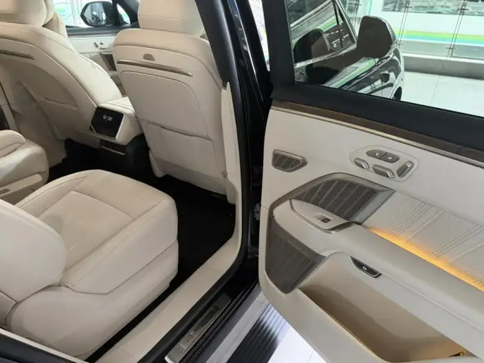 ONVO L90 2025 Model VI seat Edition Ultra – фото 9