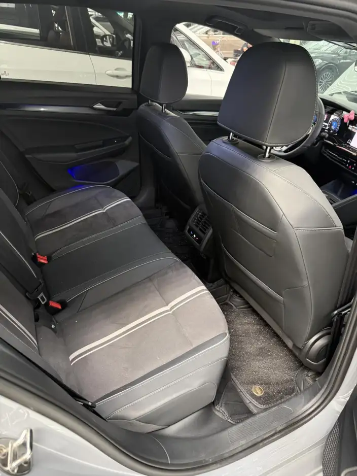 Volkswagen Golf 2023 Model Facelift 280TSI DSG R-Line Lite – фото 5