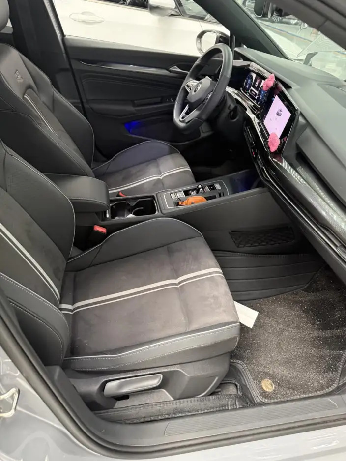 Volkswagen Golf 2023 Model Facelift 280TSI DSG R-Line Lite – фото 6