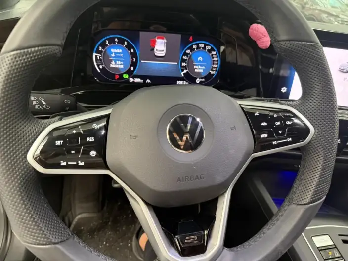 Volkswagen Golf 2023 Model Facelift 280TSI DSG R-Line Lite – фото 8