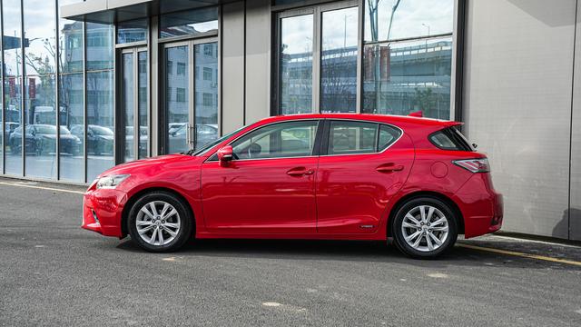 Lexus CT 2014 200h Comfort Monochrome – фото 7