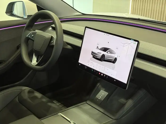 Model 3 2025 Model Facelift Rear-wheel drive version – фото 10