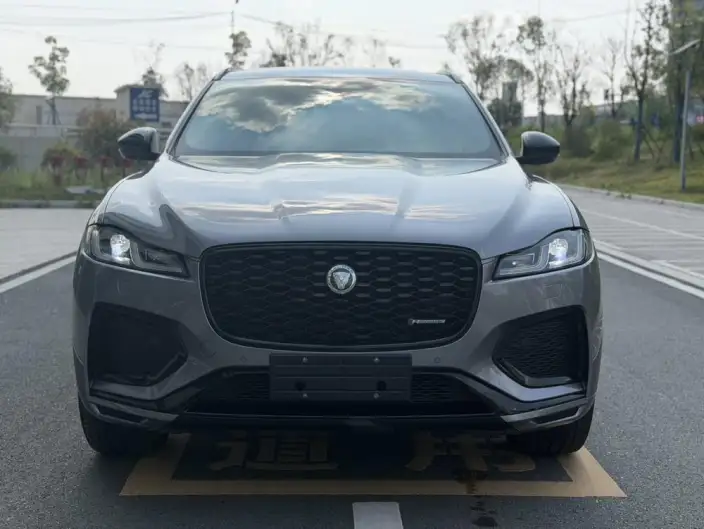Jaguar F-PACE 2024 Model P250 R-Dynamic SE