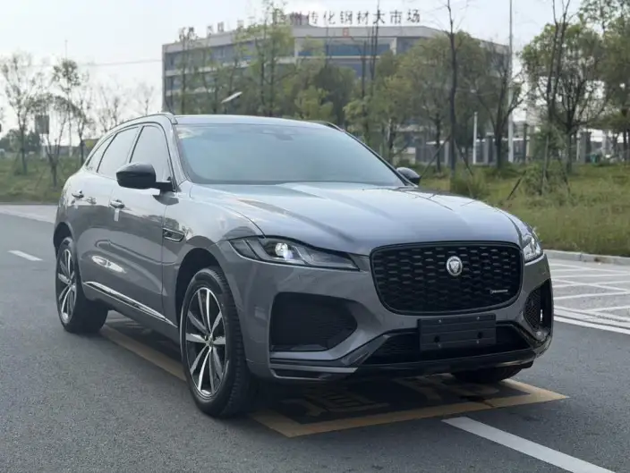 Jaguar F-PACE 2024 Model P250 R-Dynamic SE