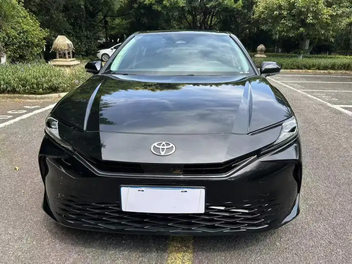 Toyota Camry 2024 Model 2.0GVP Deluxe Edition – фото 2