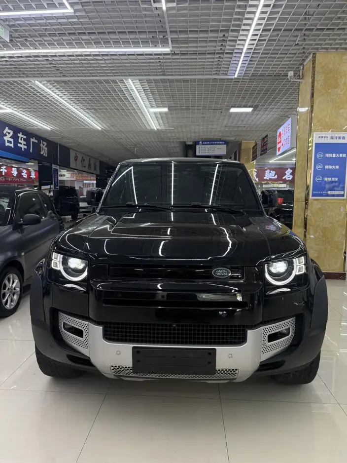 Land Rover Defender 2022 Model 110 P400 X-Dynamic HSE – фото 2