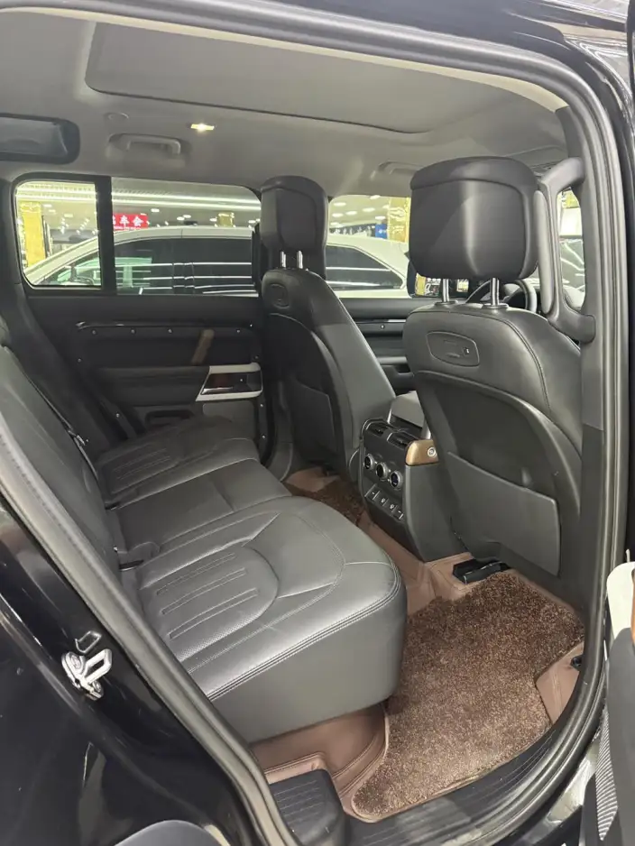 Land Rover Defender 2022 Model 110 P400 X-Dynamic HSE – фото 9