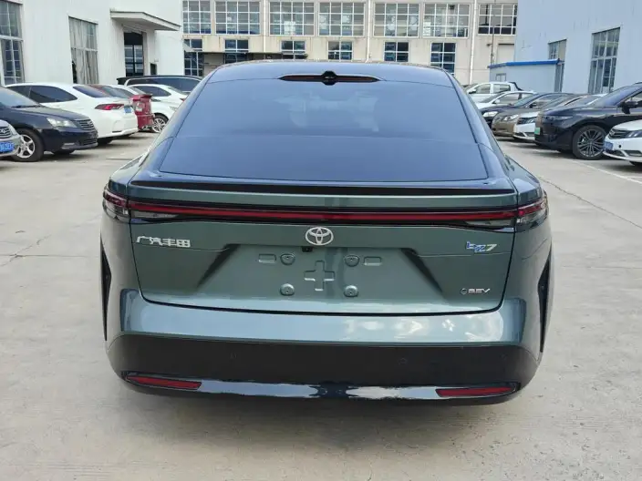 Toyota bZ7 2026 Model 710 Ultra LiDAR Edition – фото 4