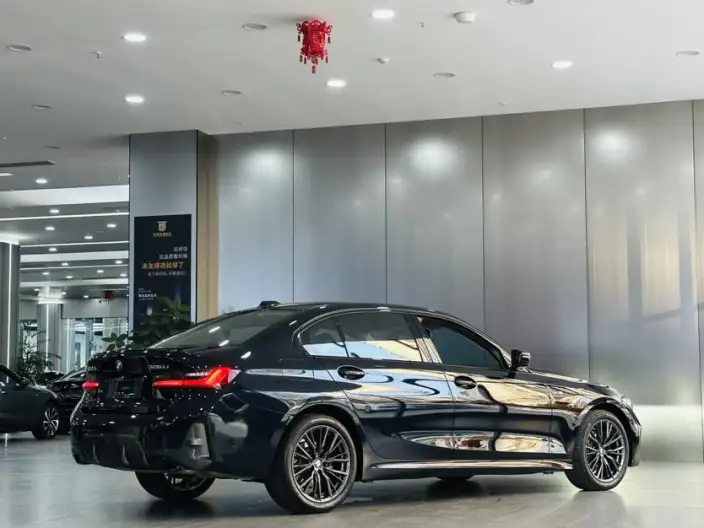 BMW 3 Series 2023 Model 325Li M Sports Night Set – фото 4
