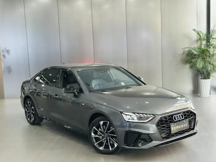 Audi A4 L 2023 Model 40 TFSI Luxury Dynamic Model – фото 3