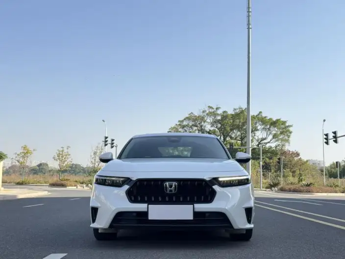 Honda INSPIRE 2023 Model 260TURBO Exquisite Edition – фото 2
