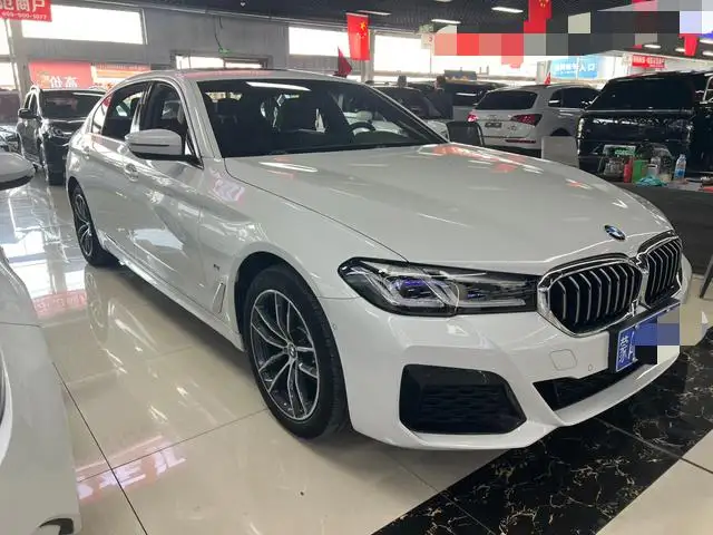 BMW 5 Series 2021 Model Facelift 525Li M Sports Set – фото 3