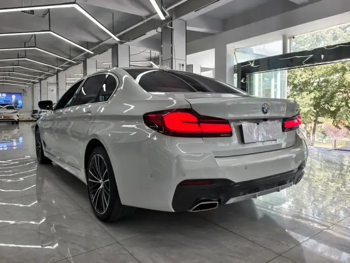 BMW 5 Series 2023 Model 530Li Leading Model Luxury Set – фото 4