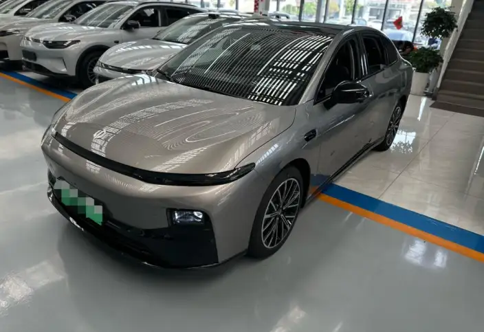 Leapmotor B01 2027 Model 670 Yuexiang Edition – фото 1