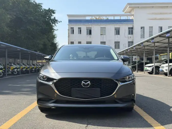 Mazda3 Axela 2021 Model 2.0L Automatic Zhi Engine Edition – фото 2