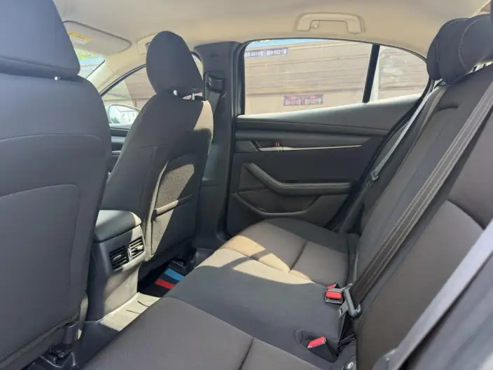 Mazda3 Axela 2021 Model 2.0L Automatic Zhi Engine Edition – фото 9