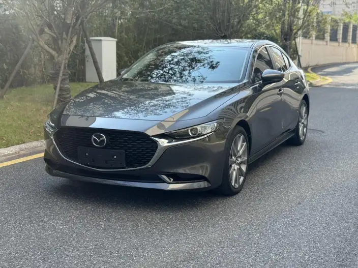 Mazda3 Axela 2022 Model 2.0L Automatic Zhi Ya Edition – фото 1