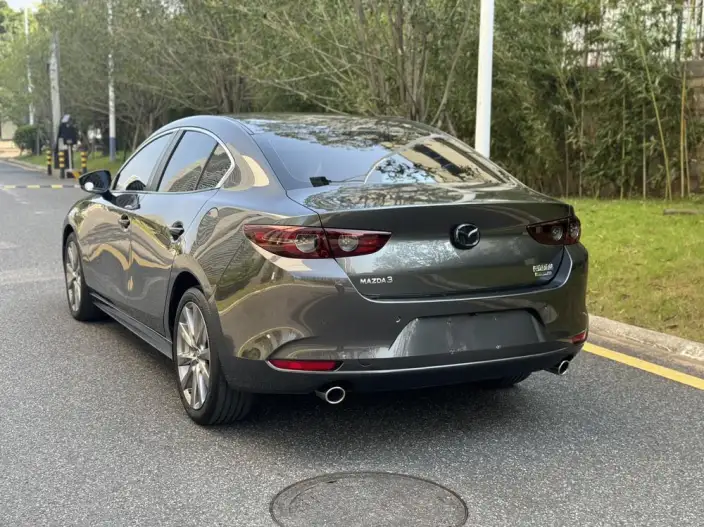 Mazda3 Axela 2022 Model 2.0L Automatic Zhi Ya Edition – фото 4