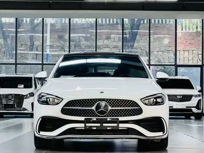 Mercedes-Benz C-Class 2022 Model C 260 L Sports Edition – фото 2