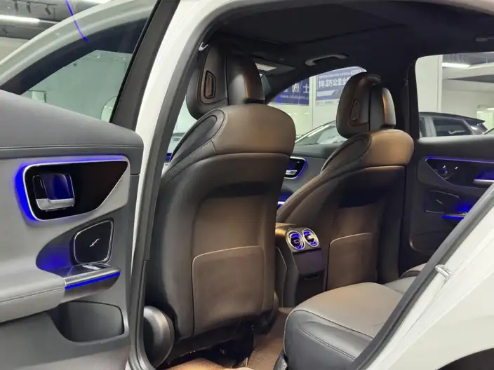 Mercedes-Benz C-Class 2022 Model C 260 L Sports Edition – фото 8