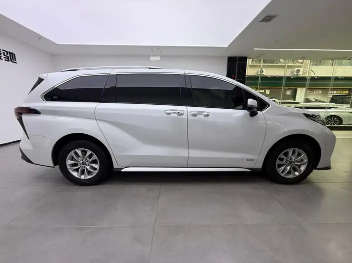 Granvia 2024 Model Intelligent Hybrid 2.5L 2WD Comfort Edition – фото 7