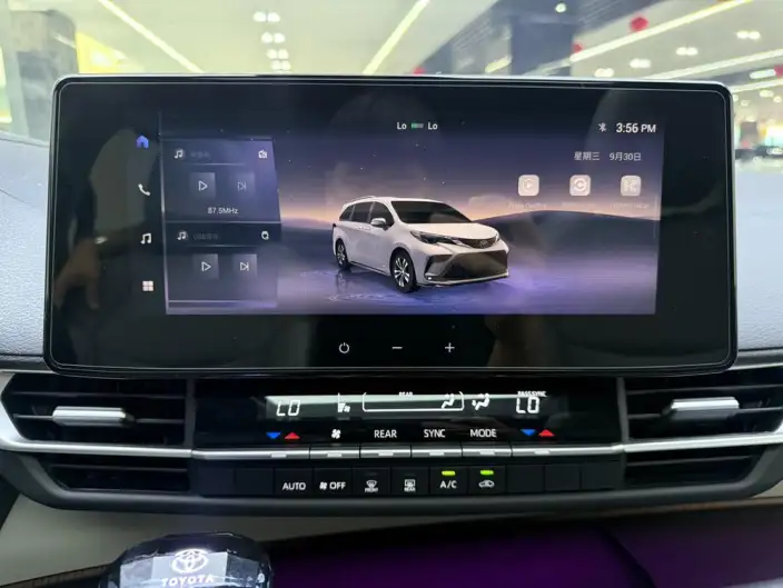 Granvia 2024 Model Intelligent Hybrid 2.5L 2WD Comfort Edition – фото 8