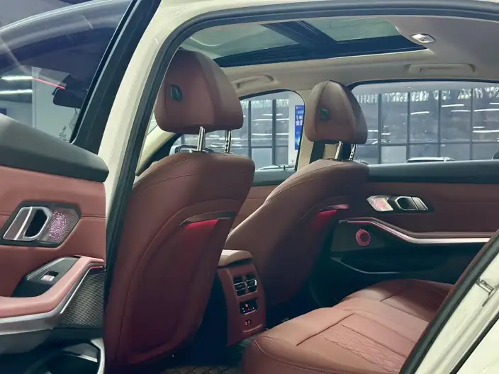 BMW 3 Series 2023 Model 325Li M Sports Set – фото 9