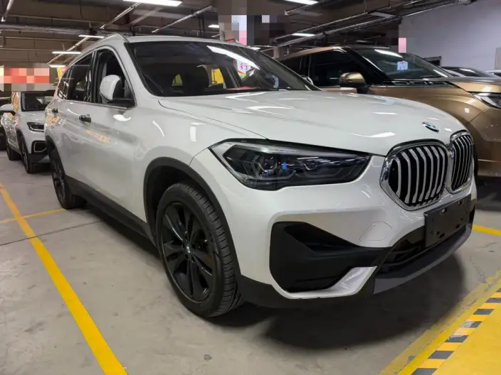 BMW X1 2021 Model sDrive20Li Exclusive Model – фото 3
