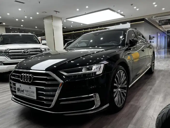 Audi A8 2021 Model A8L 55 TFSI quattro Luxury Model – фото 1