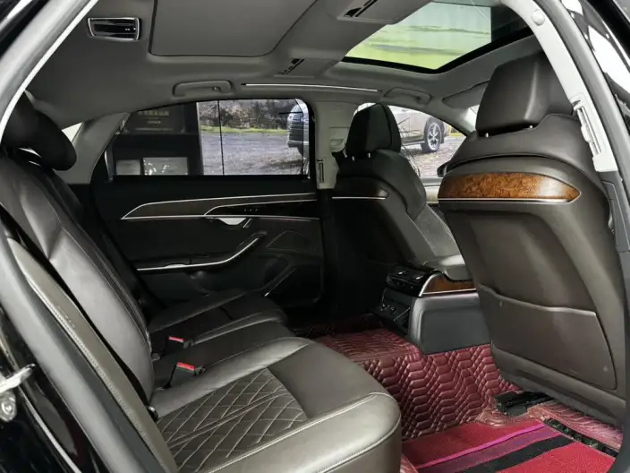 Audi A8 2021 Model A8L 55 TFSI quattro Luxury Model – фото 8
